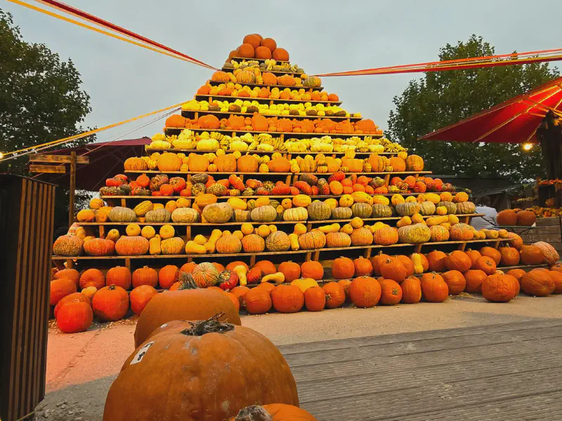 An Approximately 4m High Pumpkin Pyramid