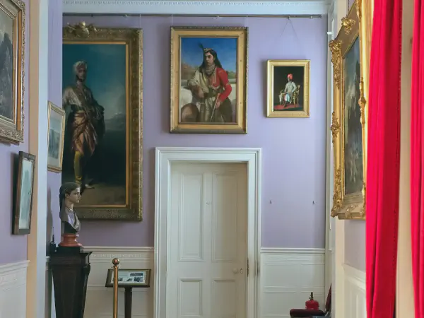 Corridor with paintings (1)