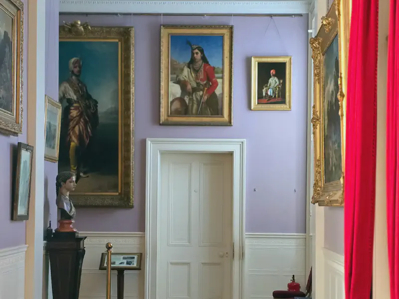 Corridor with paintings (1)