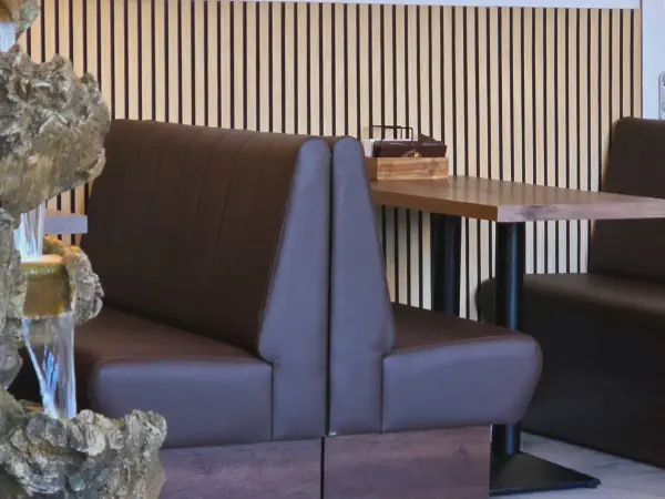 Cosy benches at Lokito Peine