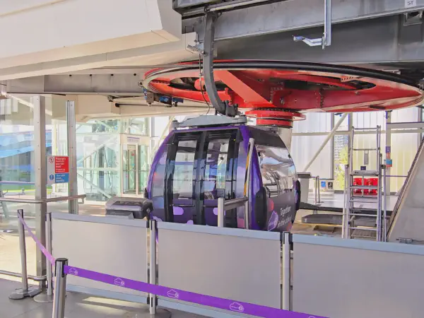 London Cable Car: The best and cheapest viewpoint over the Thames London Cable Car: The best and cheapest viewpoint over the Thames